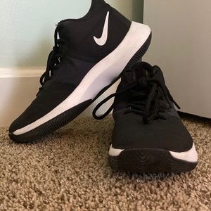 Air Precision basketball shoes by Nike